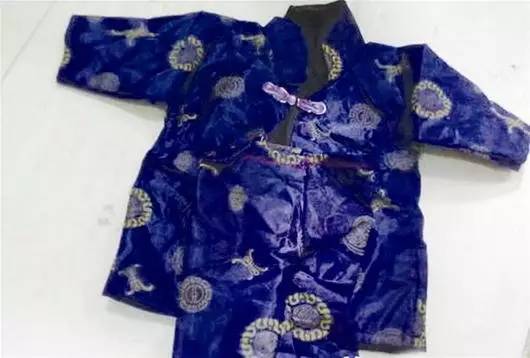 小伙网购给了个差评，两天后他崩溃了：大哥，求放过……