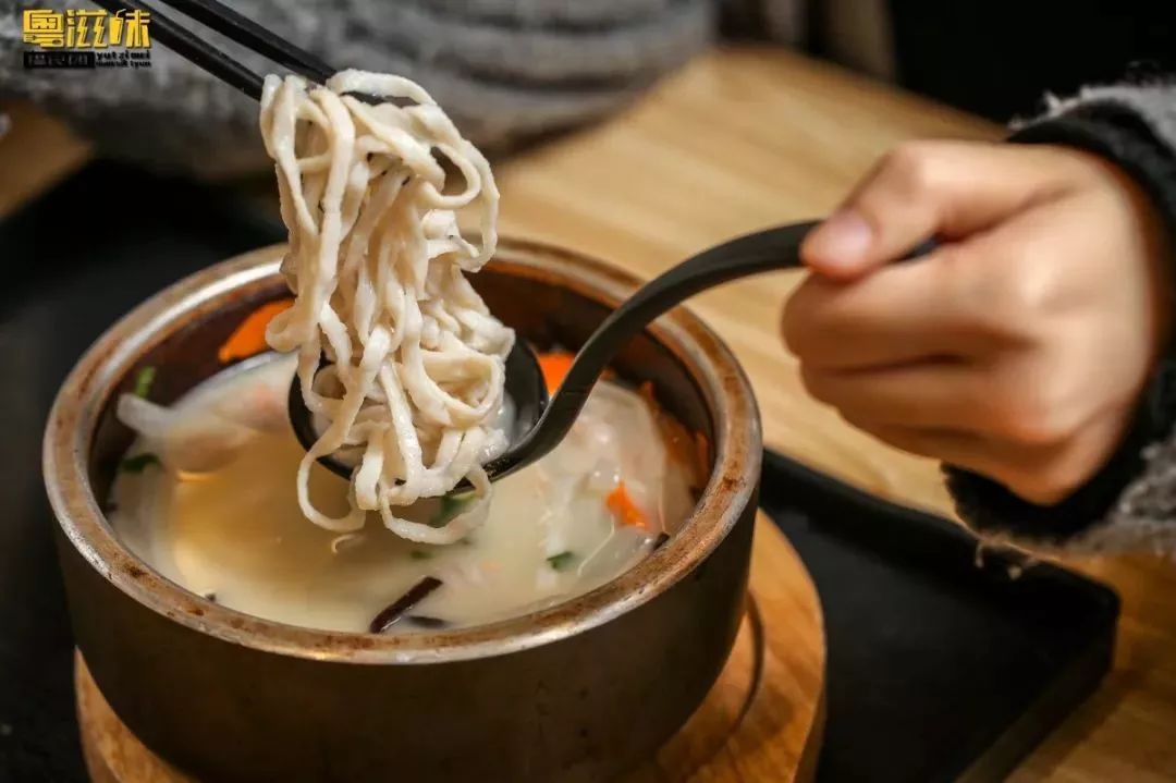 粤式鱼汤米线,广府鱼汤米线