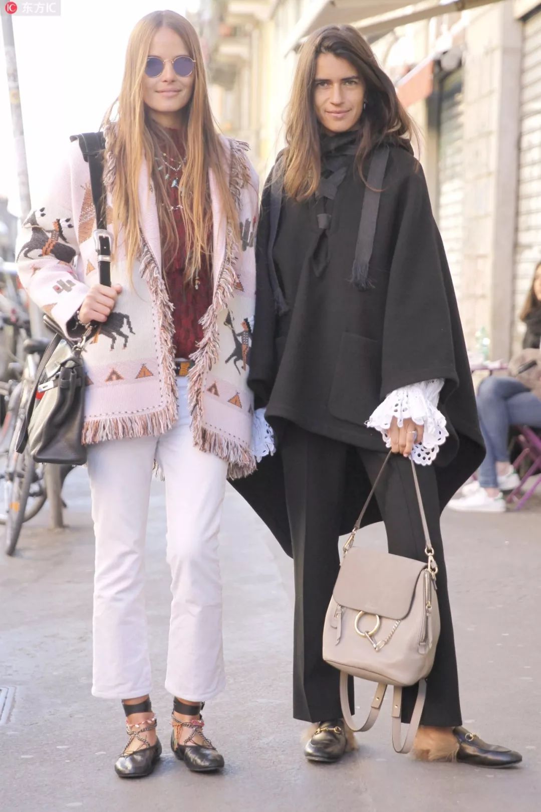 明星穿高级感针织开衫,明星同款街拍针织开衫