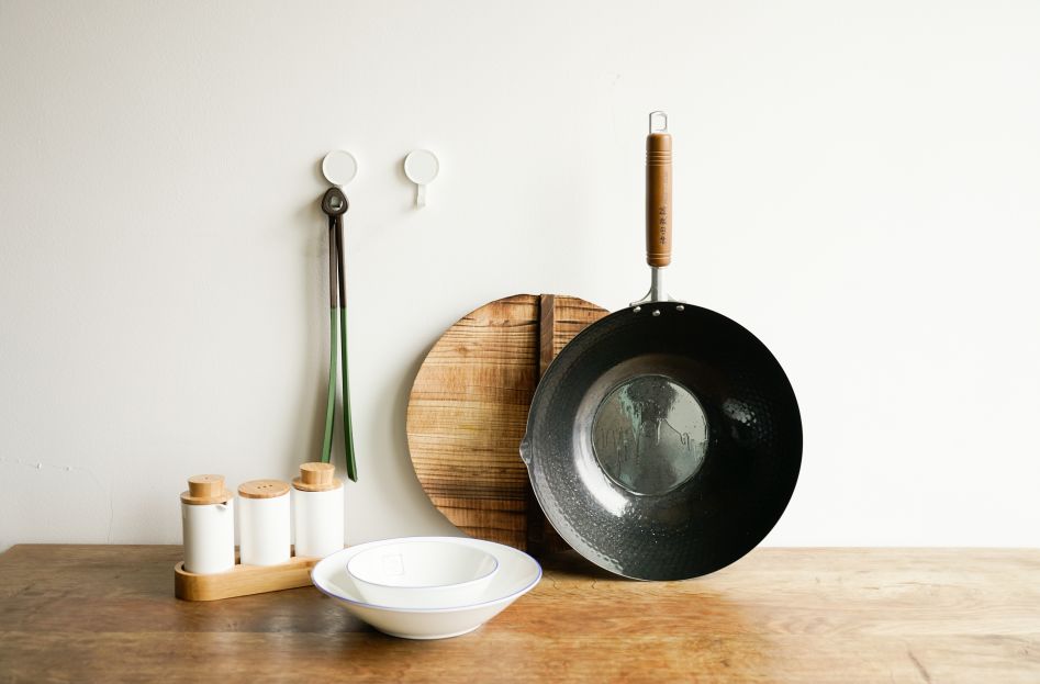 新买的锅有毒吗,新买的锅直接用了有毒