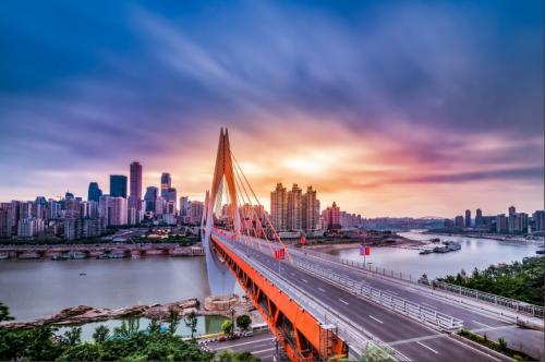 房企逐鹿旧改蓝海能否躺赢,今年上半年房企积极布局城市更新