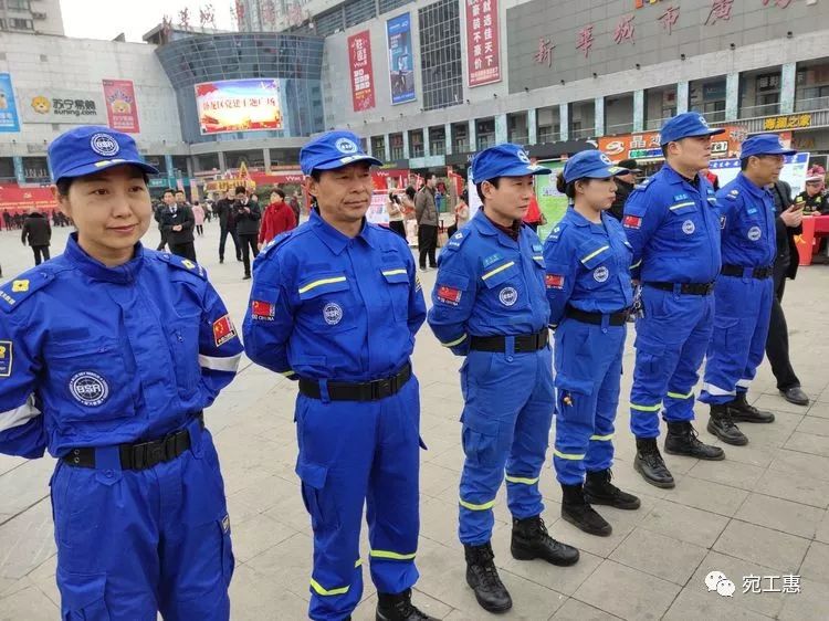 纪念毛*东泽**‘’向雷锋同志学习”光辉题词发表56周年