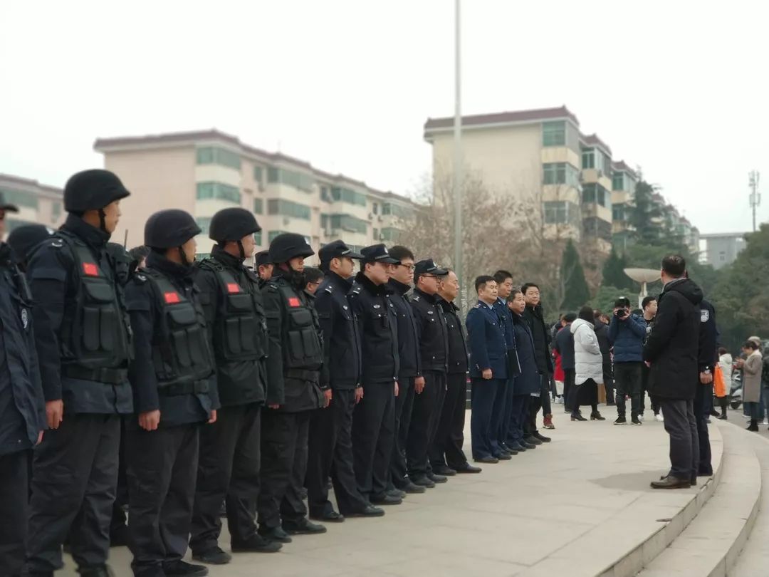 港粉儿们,想知道你的扫黑除恶战斗值是多少吗?