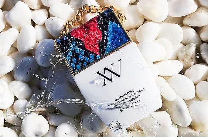 张柏芝同款防晒霜辨真假,明星黄圣依卖的防晒霜