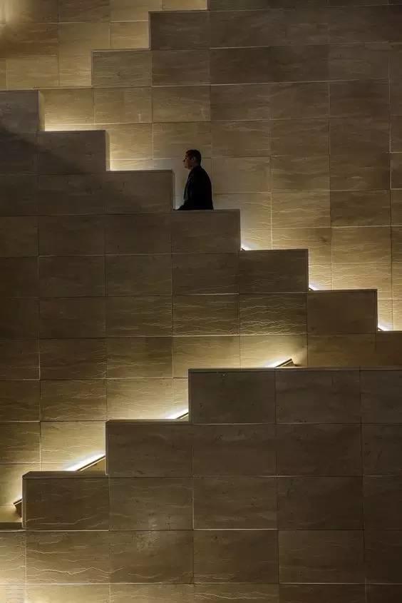 设计师为啥总是推荐颜色,灯带怎么设计