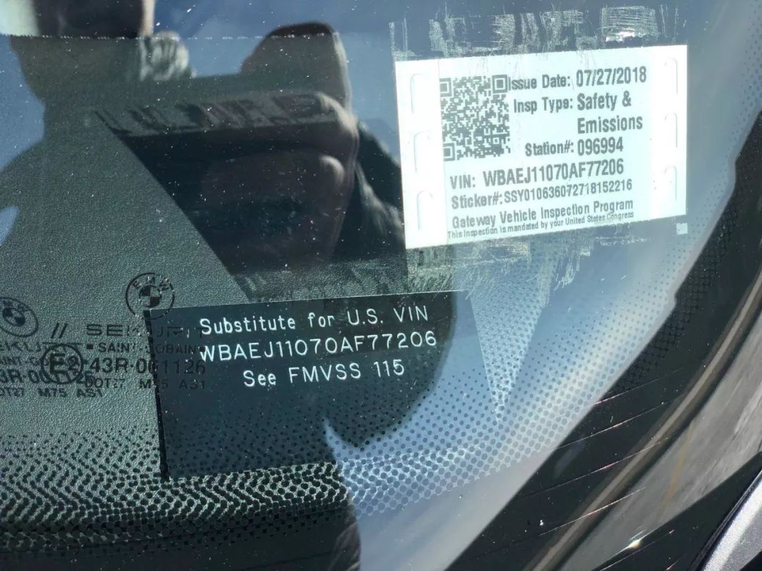 宝马z8价格多少人民币,宝马z8敞篷跑车价格