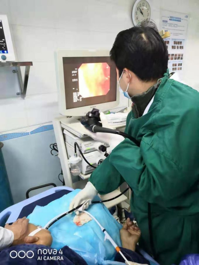 90岁老人食道癌装支架,老人癌症晚期昏迷无法进食