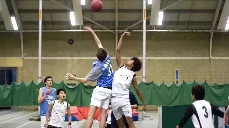 「维维足球理念」“运动第一,学习第二”，英国名校的体育教育是这样的