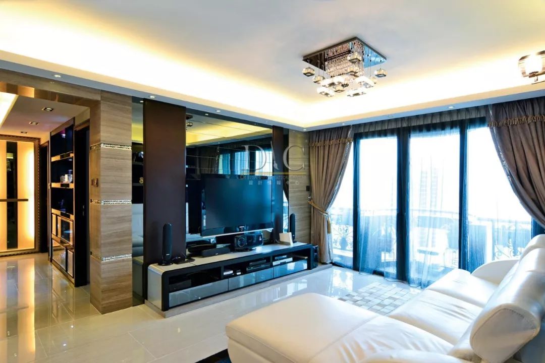 中大高材生自爆住公屋无前途？原来香港丈母娘也爱房子！