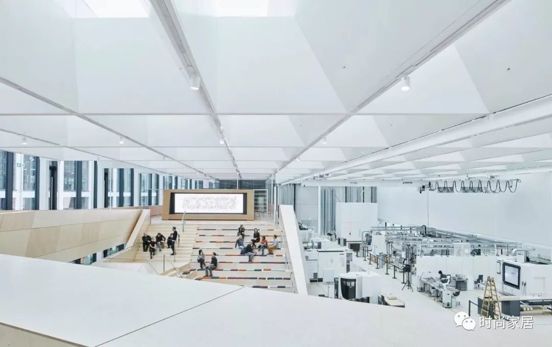 施华洛世奇水晶特别纪念版 (施华洛世奇水晶宝石系列)