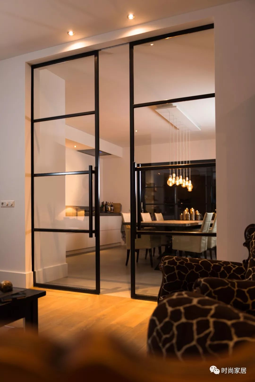 施华洛世奇水晶特别纪念版 (施华洛世奇水晶宝石系列)