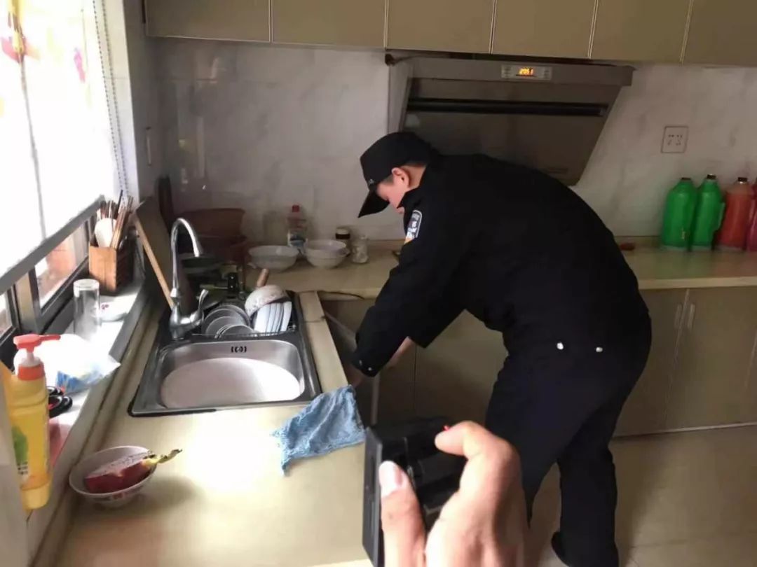 浙江代购被抓后续,上海男子代购被判刑