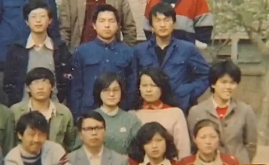 华春莹外交霸气回应,华春莹回应外交问题