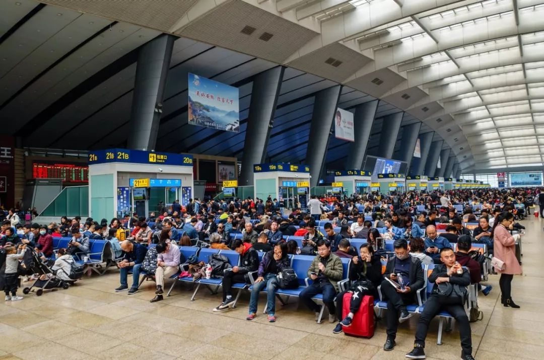 去天津坐飞机方便吗,聪明的人坐高铁