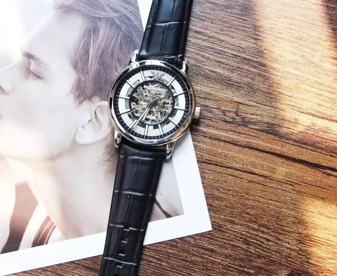 张钧甯手表,张钧甯同款手表阿玛尼
