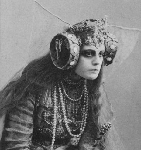 达达派女艺术家名单,达达派艺术家