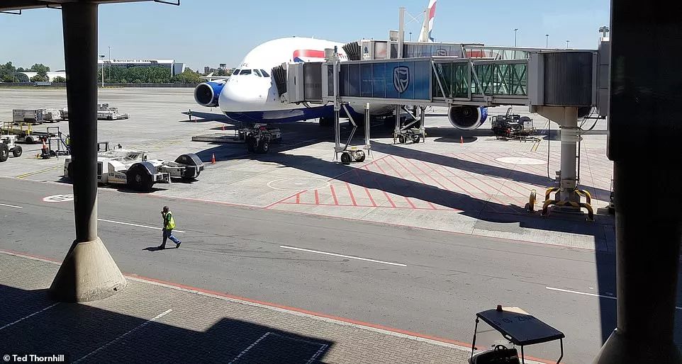 世界各国飞机头等舱对比,飞机的头等舱到底有多豪华