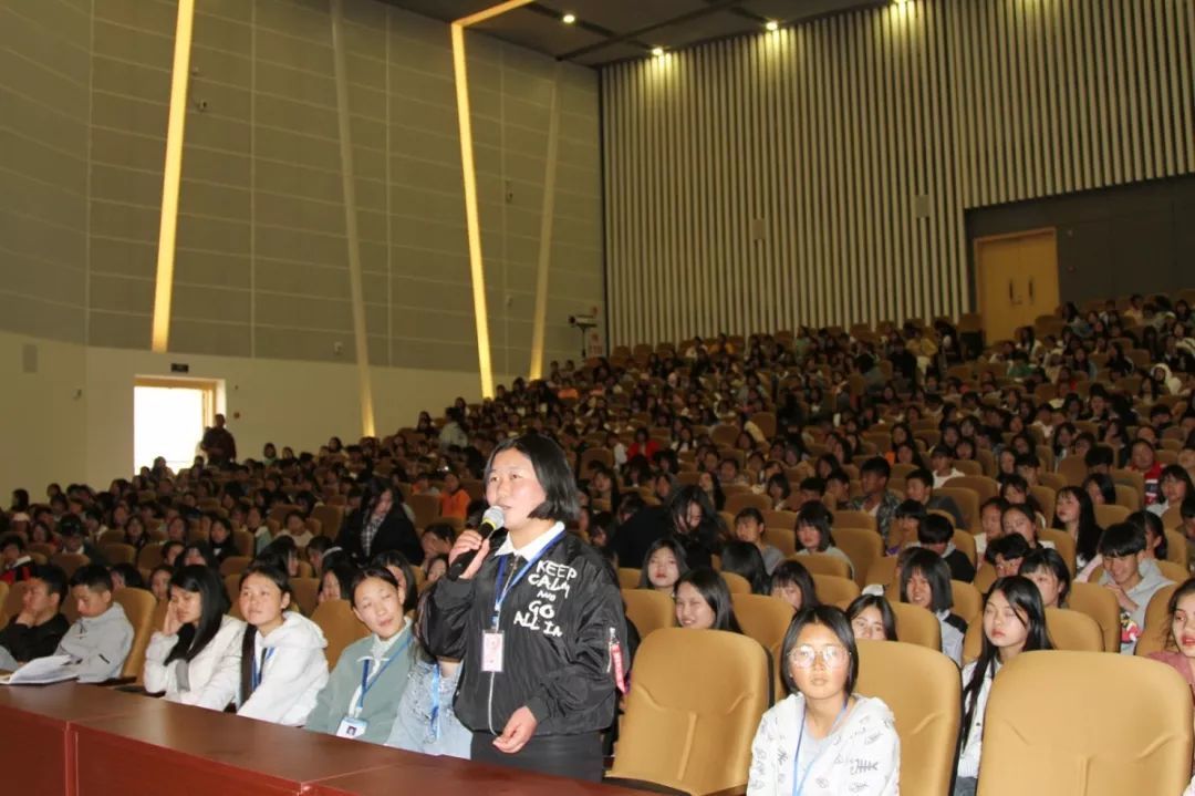 走进昭通卫生职业学院--扫黑除恶宣讲我们在行动