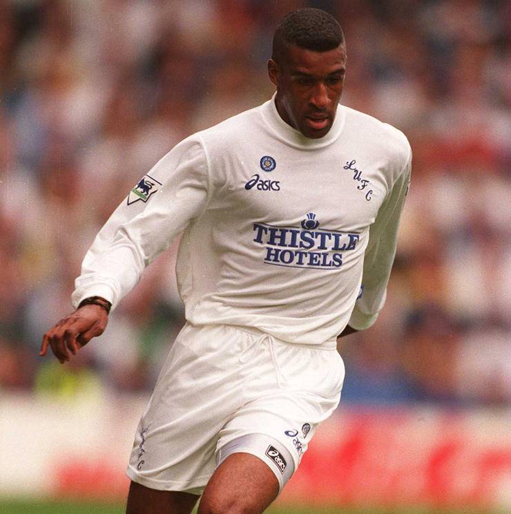 盘点英超历史最佳阵容,曼联队史十大惊艳挑射