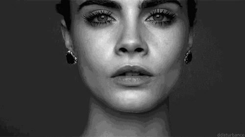 对抗岁月魔皱，护肤品能做的比你想象中更多...