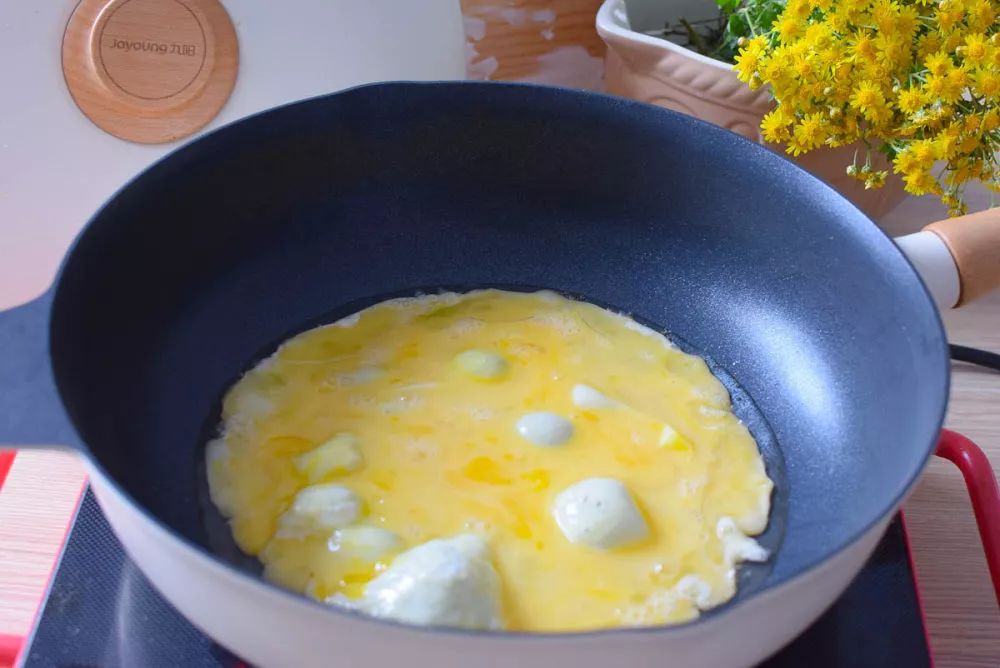 嫩蚕豆不带壳怎么吃,嫩蚕豆什么时候吃