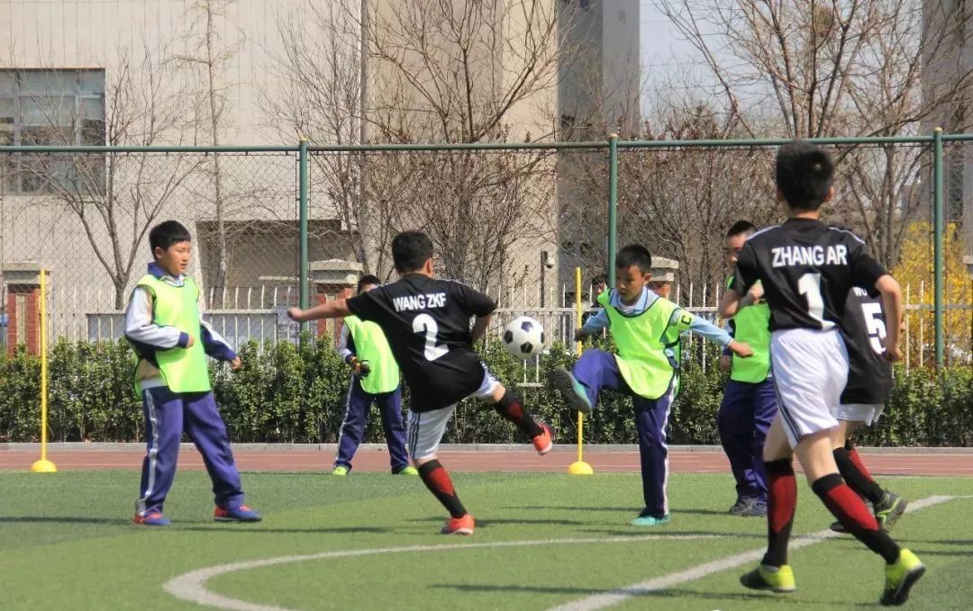 足球校园世界杯,校园足球比赛世界杯