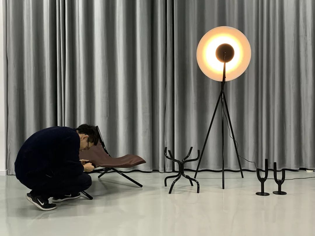 米兰街头暗访竟有井柏然,结果意外:购物车空了