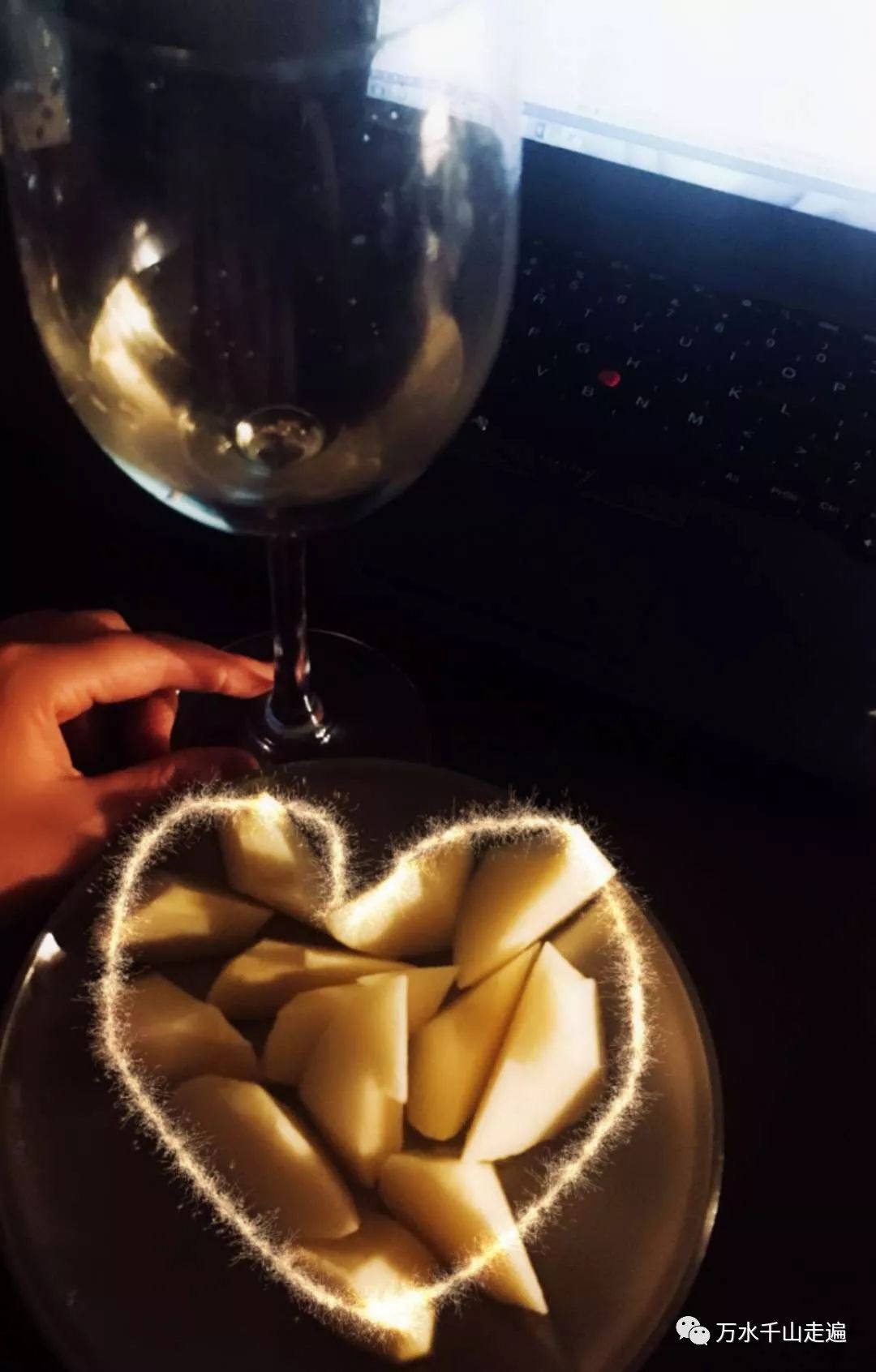 去爱吧不要让生命留下遗憾,在可以爱的时候就敞开心扉去爱吧