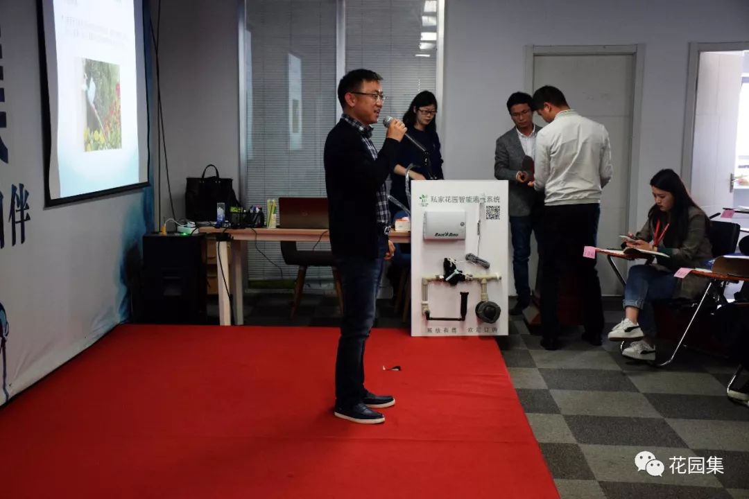 庭院自动喷灌效果图,地埋式喷灌庭院