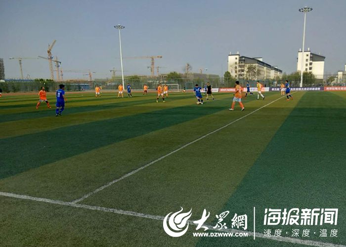 第五届“菏泽杯”龙田府邸元老足球邀请赛开赛