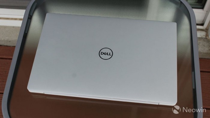 [视频]2019款戴尔XPS13评测：网络摄像头终于挪到屏幕上方