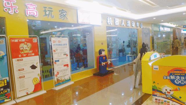 十堰美女千千万,昨天邮电街上就占了一大半!啥情况?