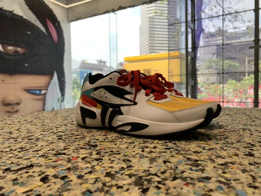 曼谷球鞋图片大全,泰国曼谷球鞋实体店