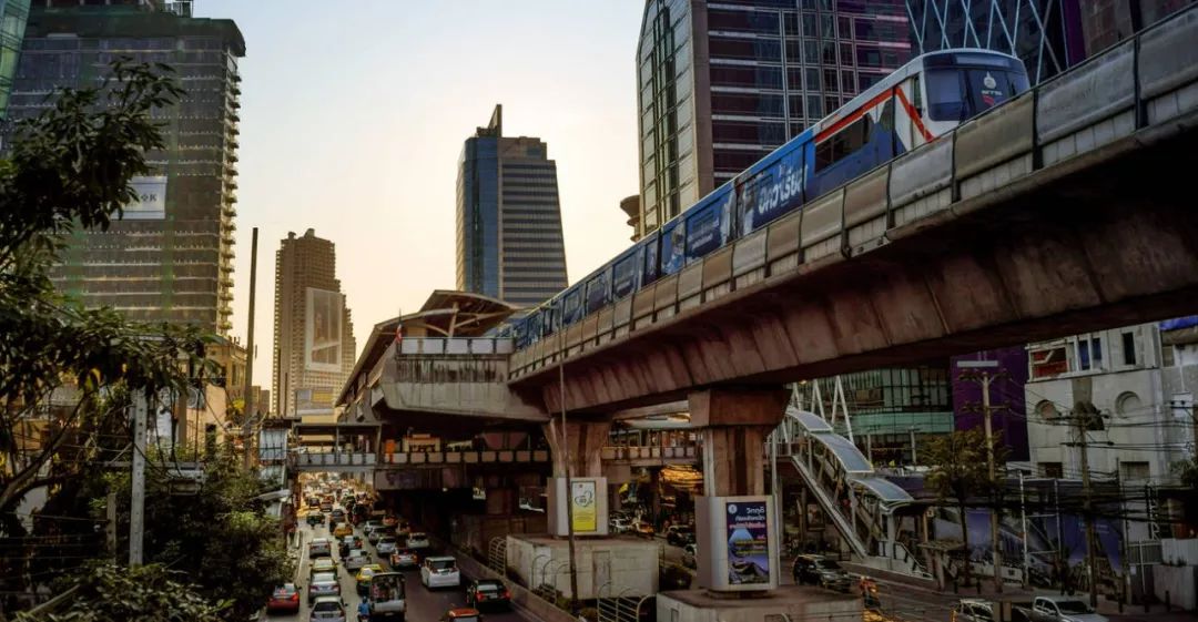 曼谷球鞋图片大全,泰国曼谷球鞋实体店