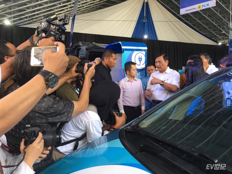 比亚迪e6印度,津巴布韦比亚迪e6