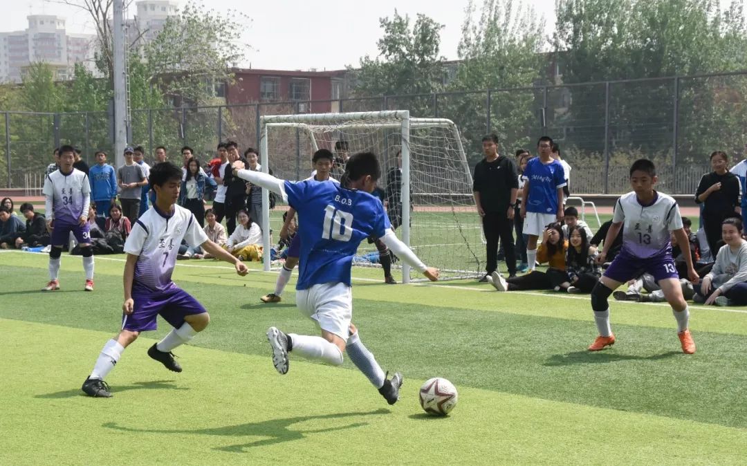 战报|王钟楠朱元易破门，李心研神奇门球吊射，明德3:0完胜至善获得第九届书院杯男足总冠军