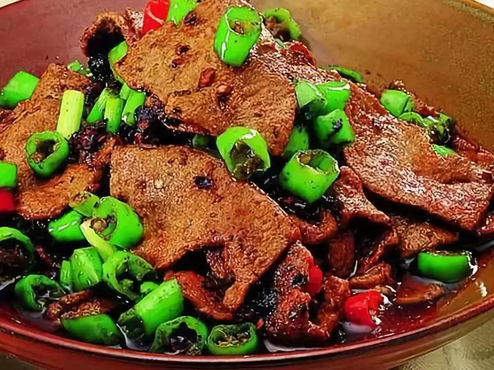 樱桃几月份吃才是应季水果,5月樱桃正当时多吃樱桃好处多