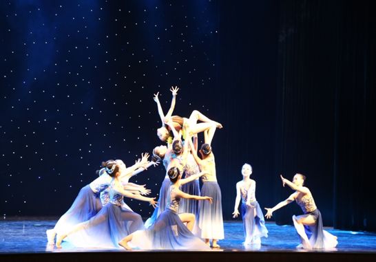 小学里的“大空间”,让课程成为孩子们童年的“甲板”