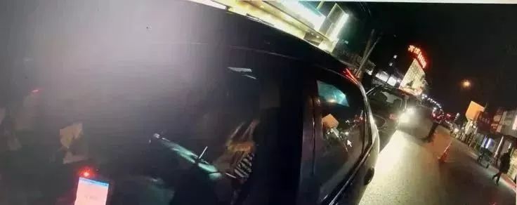 开车吃榴莲能查出酒驾吗,吃榴莲酒驾是真的吗