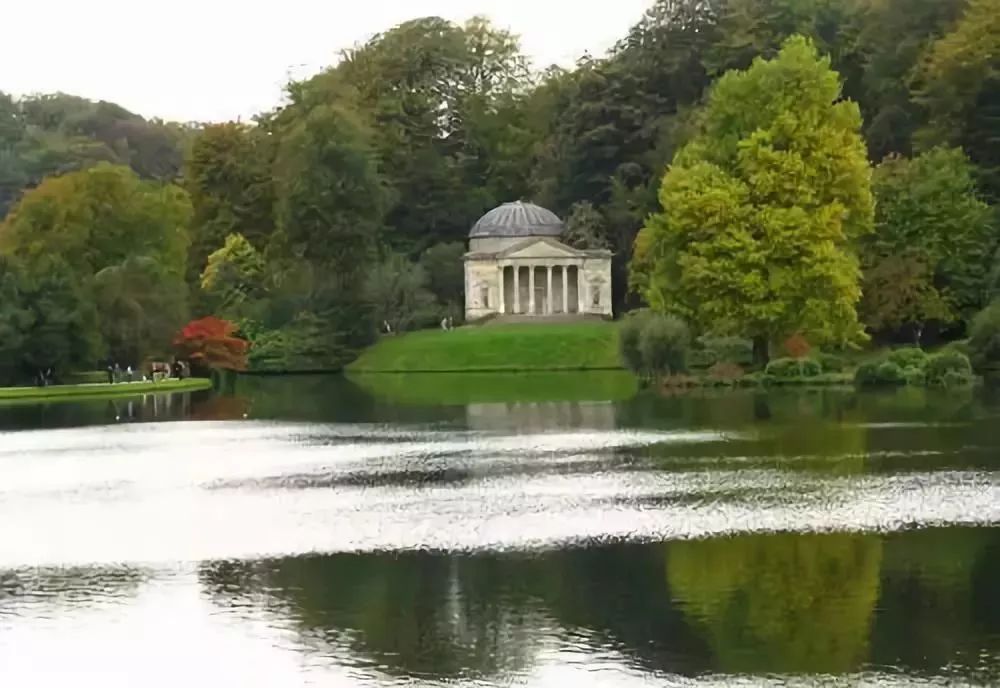 待天气晴好,伦敦阴雨天去哪旅游好