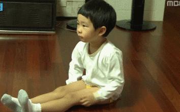 厦门5岁男孩把两颗玻璃珠塞进*体下**,还和姐姐一起瞒着父母!结果