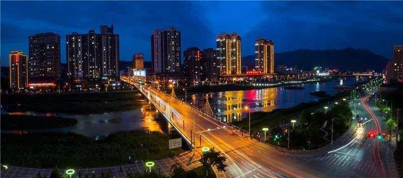 您好,这里是成县!