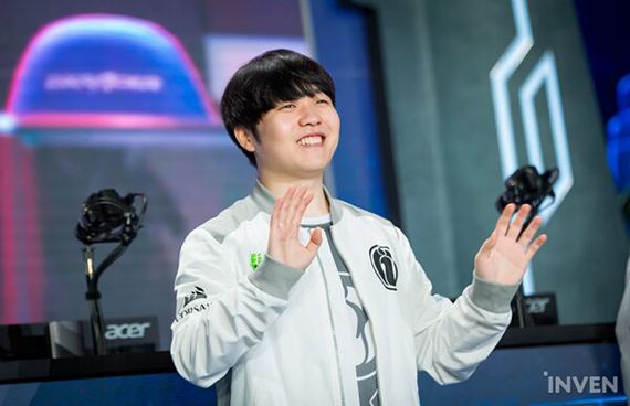 ez拉克丝情侣皮肤抽奖,ez拉克丝情人节皮肤情头