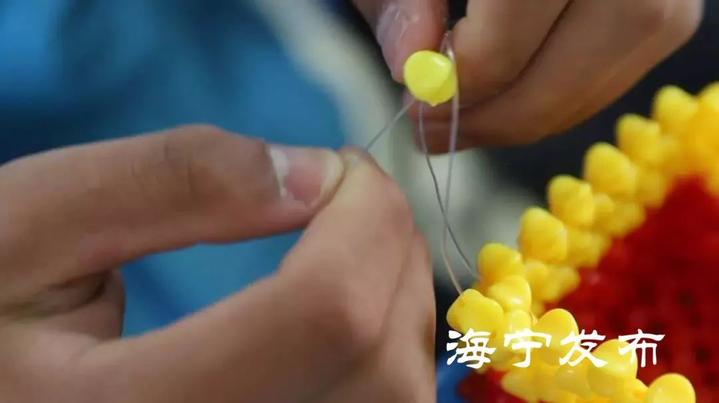 海宁12个孩子合伙开出一家网店，已接2000多单，营收用途想不到