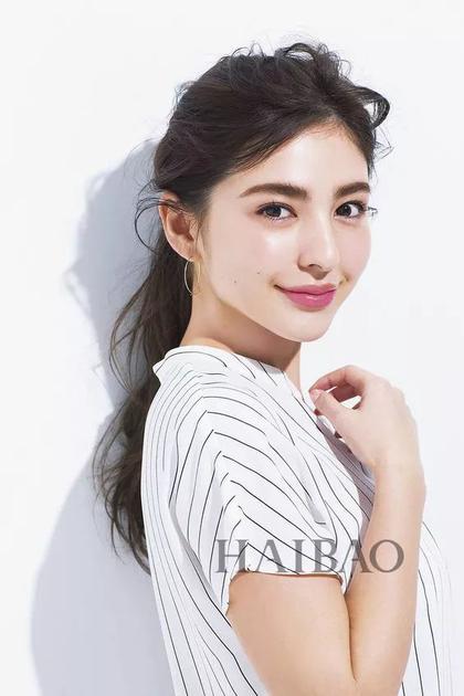 夏天头疼的不是防晒而是化了妆怎么补防晒