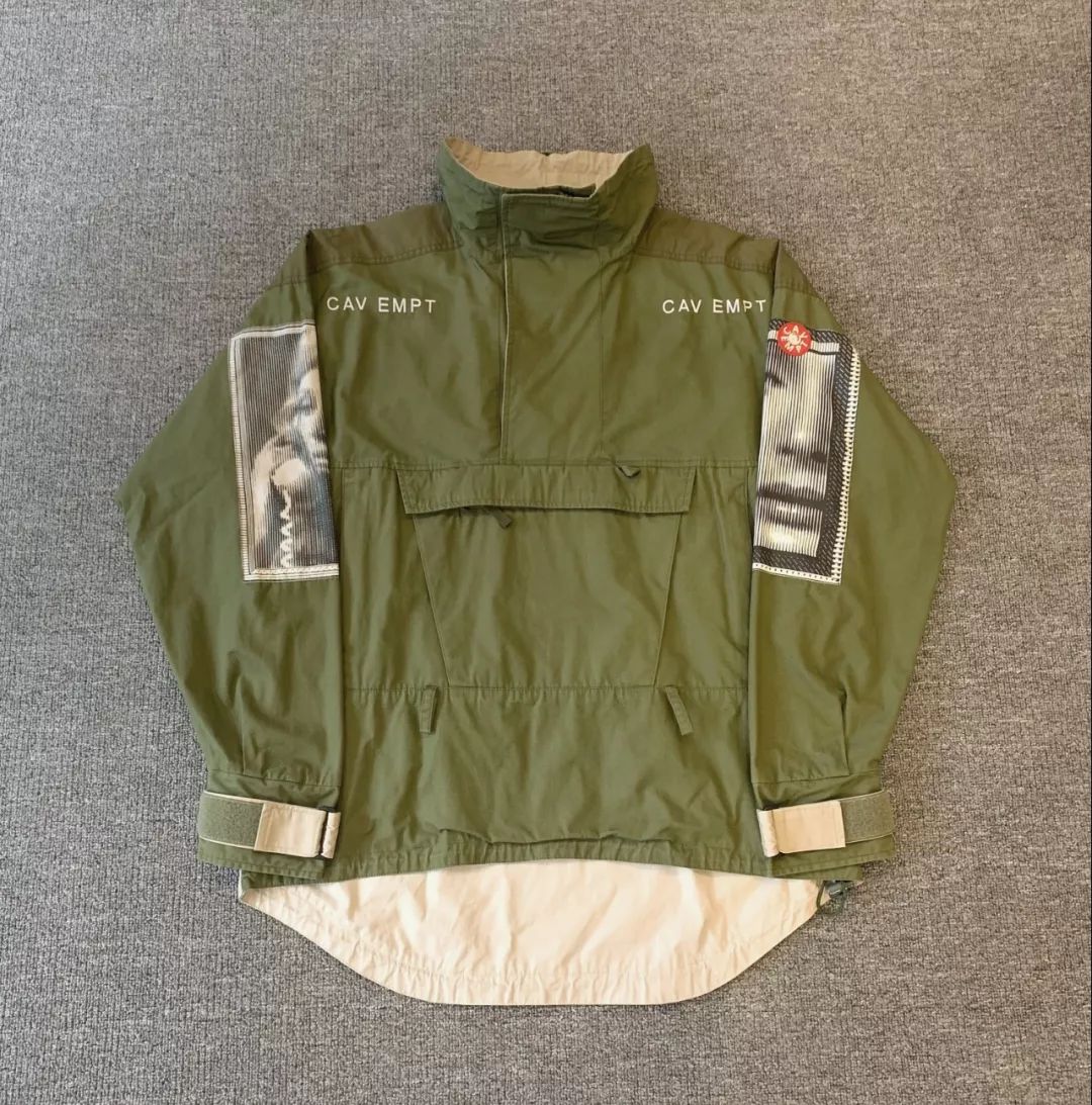 现在买球鞋真的便宜了吗,为什么球鞋的价格每天都在变