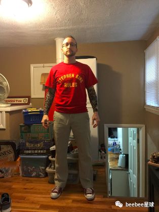 阿里速卖通上的纹身袖套在国外炸了，傻老外的买家秀简直令人入魔