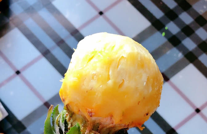 牙齿黄用漂白水能洗白吗,牙齿黄臭用什么牙膏