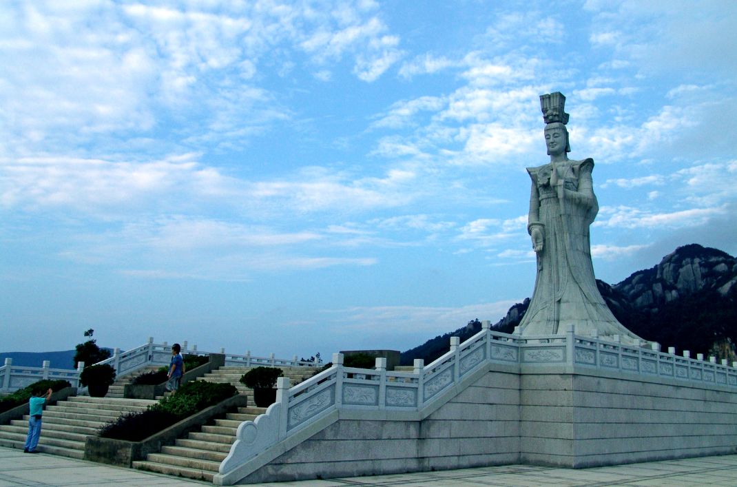 最好玩的十座山,有海上天湖佛国仙都之美誉的城市