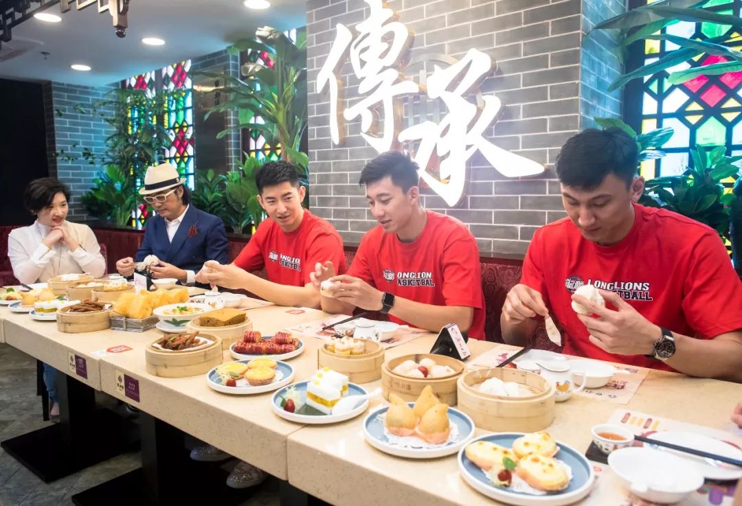 搴勮嚕椋熷崟骞夸笢鏃╄尪,搴勮嚕cba鐞冨憳